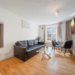 Stylish And Modern Apartments In Vibrant Soho Unbeatable Location Wdg